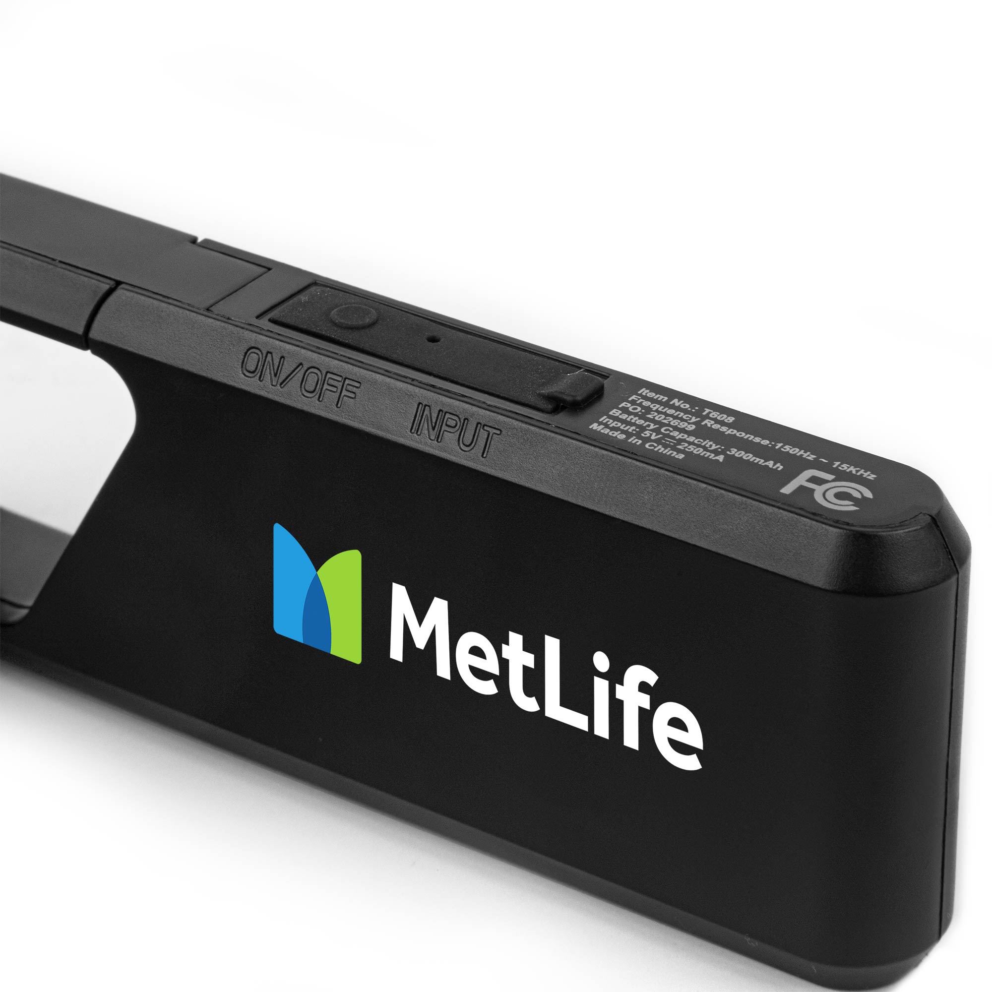 2-Watt Waterproof Bluetooth Speaker w/Built-In Carabiner - 4